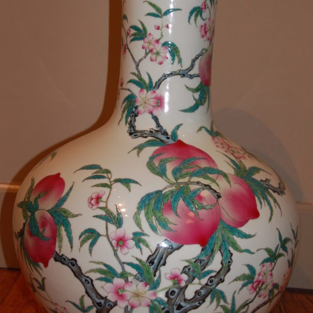 Vase porcelaine Chine décor pêches-1