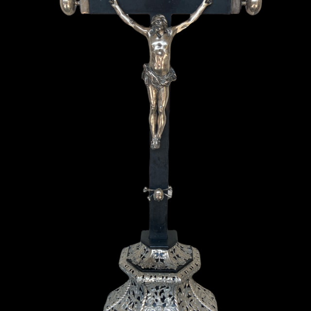 Crucifix Liège argent d'Olne de Jennet 1670